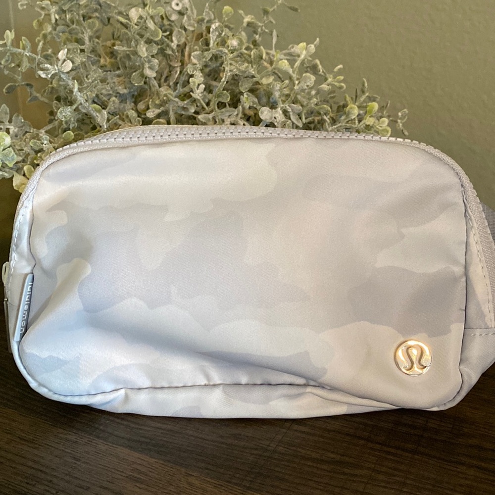 Lululemon Belt Bag